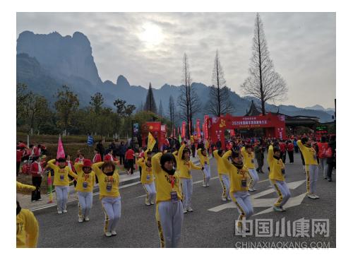 天下彩天空彩票